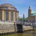 Tunnelgebäude Alter Elbtunnel (St. Pauli/Norderelbe)  Hamburg/Norderelbe : Alter Elbtunnel, Bauwerke, Deutschland, Elbe, Gewässer, Hamburg, Norderelbe, Tunnel