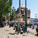 Vor der Ortaköy-Moschee  Istanbul/Besiktas : Besiktas, Istanbul, Menschen, Ortaköy, Sonstiges, Stadtteile, Türkei